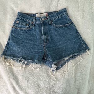 Vintage Levi’s shorts